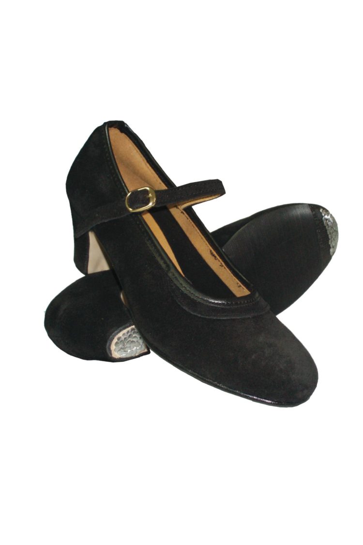 https://www.fairycreations.gr/wp-content/uploads/2022/02/zapatos-flamenco-de-ante-con-hebilla-y-clavos-tallas-37-43-750x1125.jpg